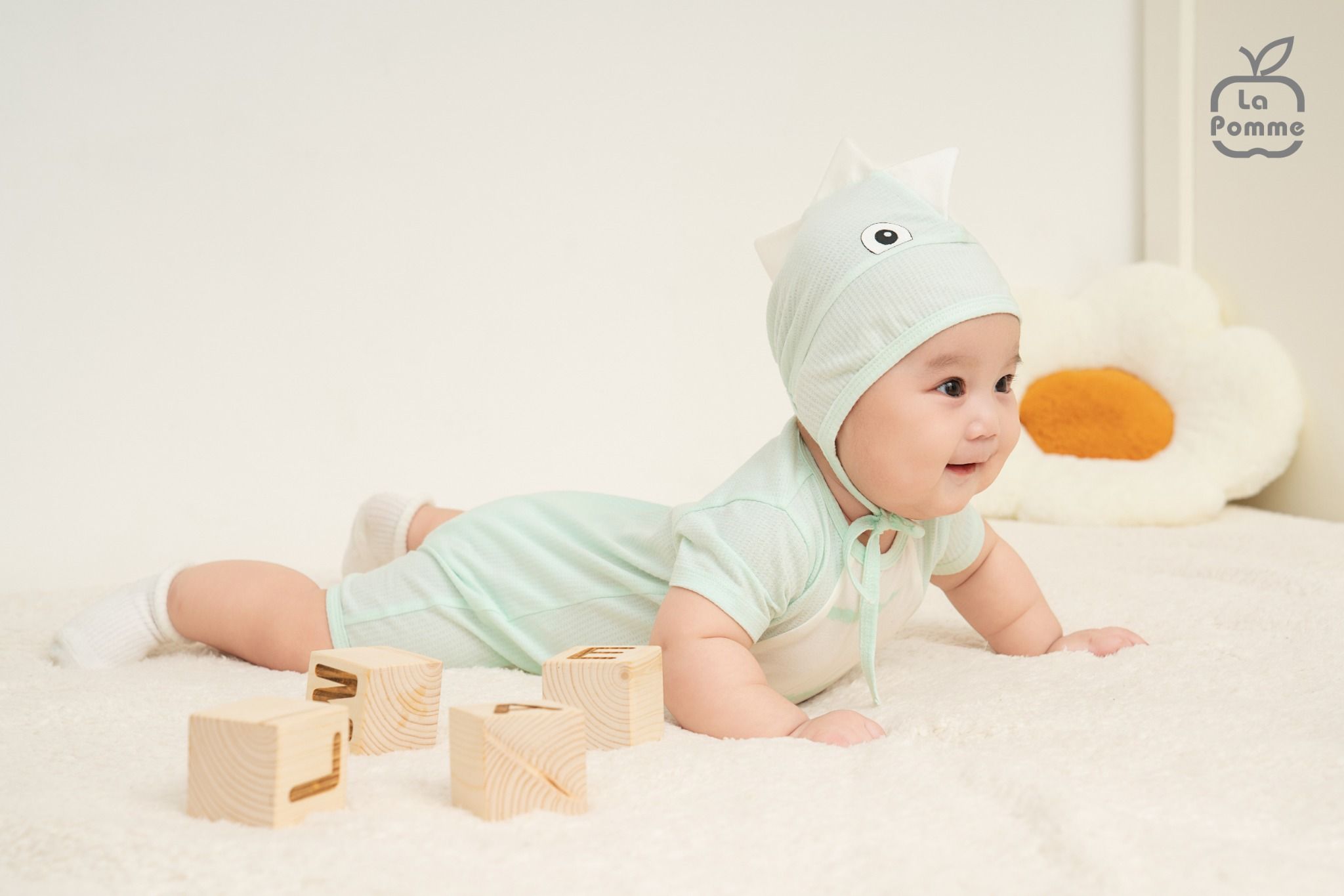  Set body cộc tay La Pomme kèm mũ khủng long bé con 