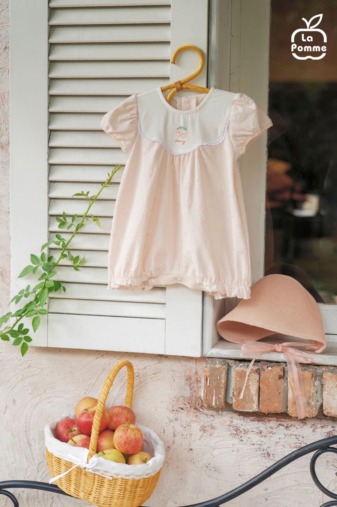  Body cộc tay La Pomme bèo nhún cherry baby 