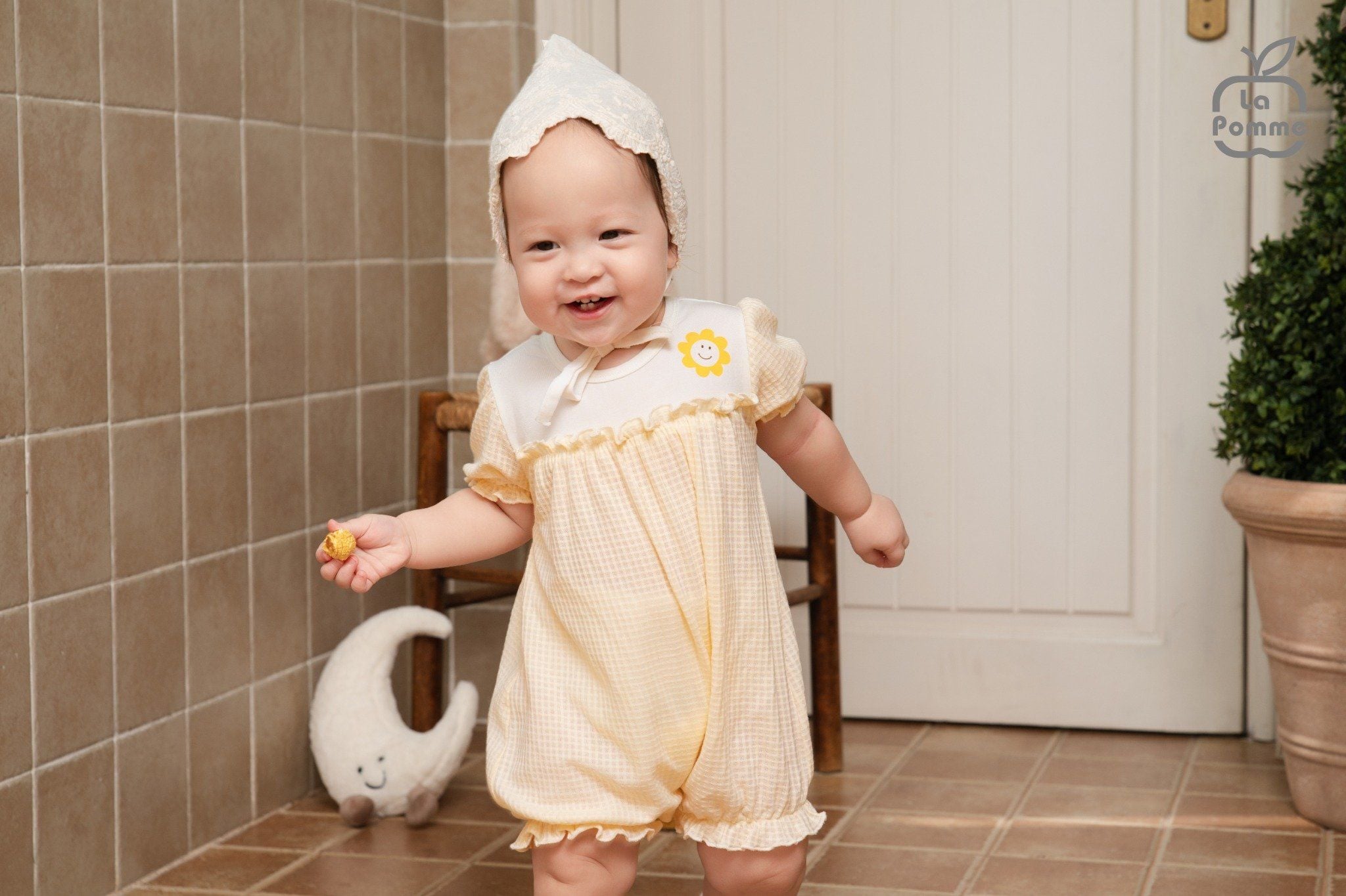  Body cộc tay La Pomme bèo nhún tia nắng chan hòa 