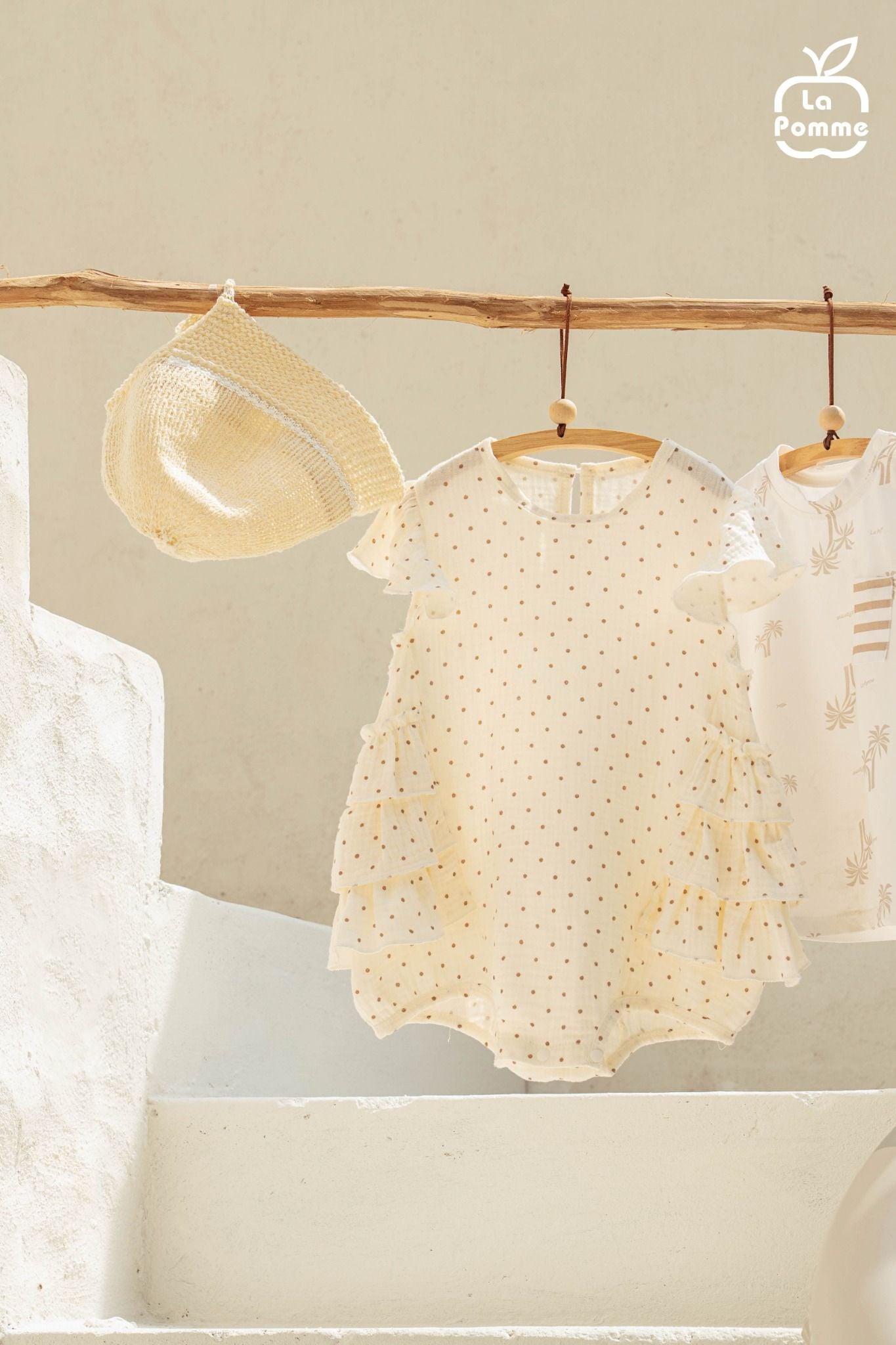  Body cộc tay La Pomme chấm bi điệu đà 