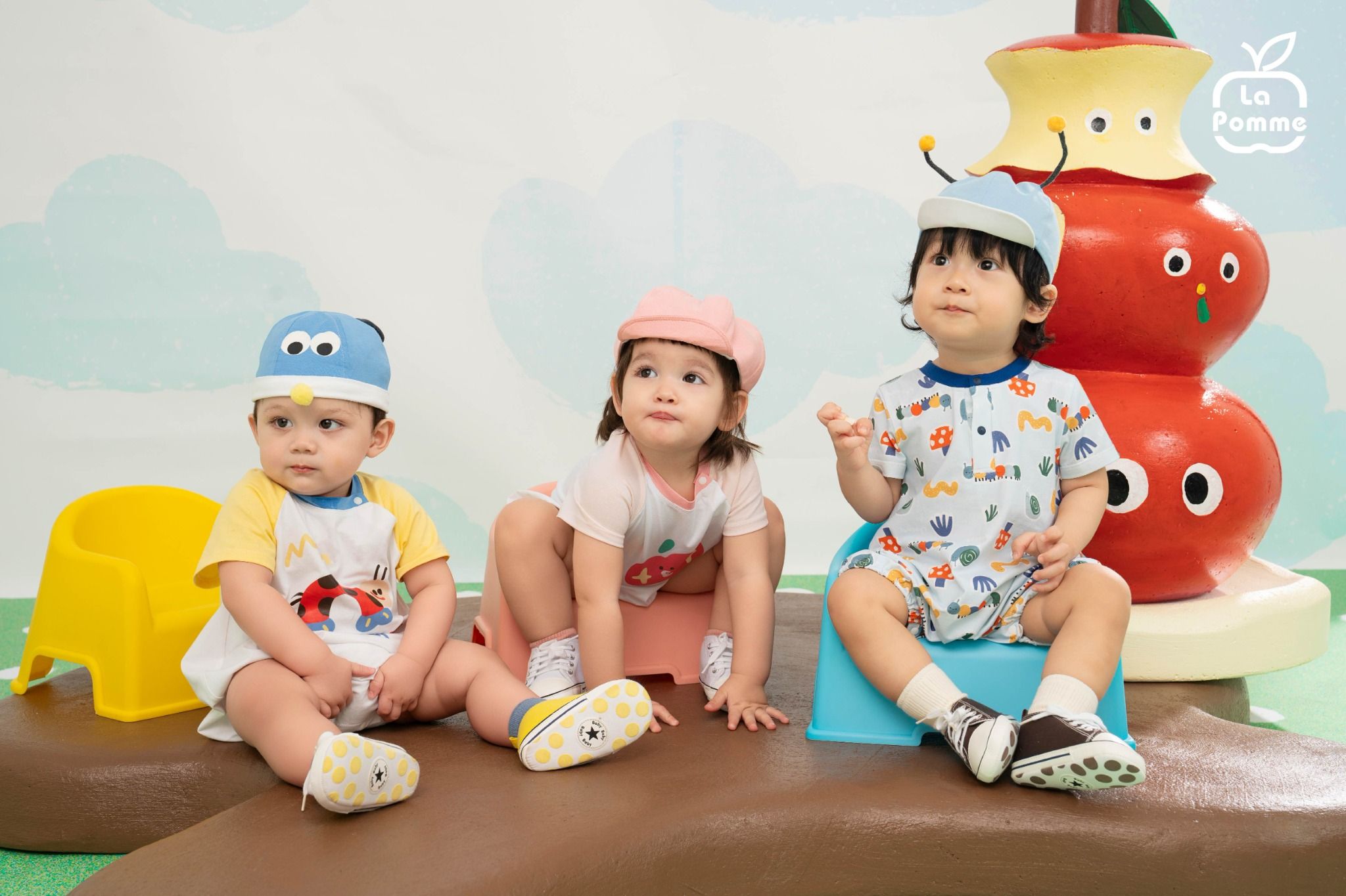  Body cộc tay La Pomme họa tiết những người bạn trong vườn 
