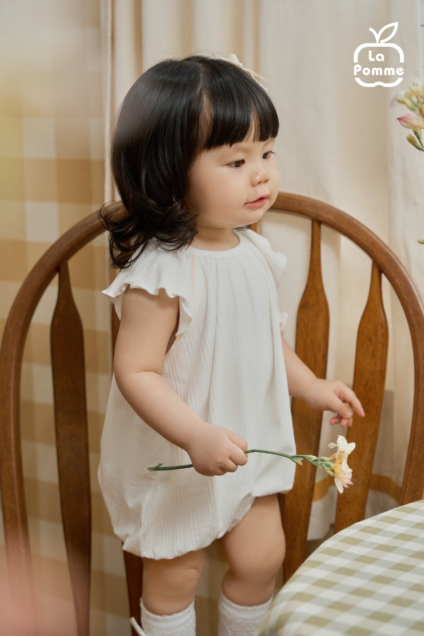  Body cộc tay La Pomme vũ điệu bồng bềnh 