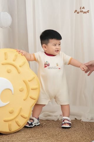  Body cộc tay La Pomme rước đèn lung linh 
