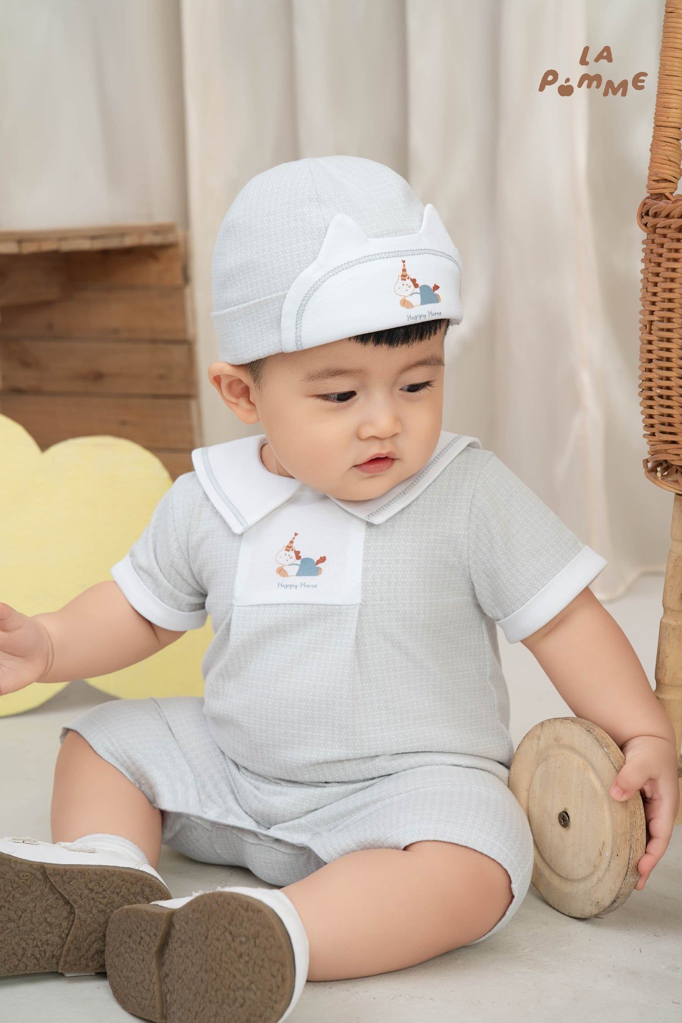  Body cộc tay kèm mũ La Pomme Deluxe sinh nhật của ngựa con 