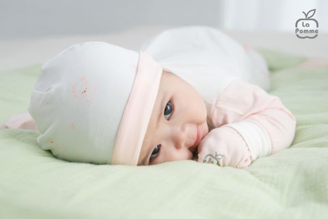  Set bao tay bao chân La Pomme họa tiết nhí cách điệu 