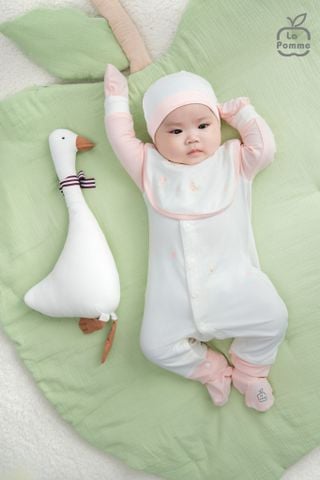  Set bao tay bao chân La Pomme họa tiết nhí cách điệu 