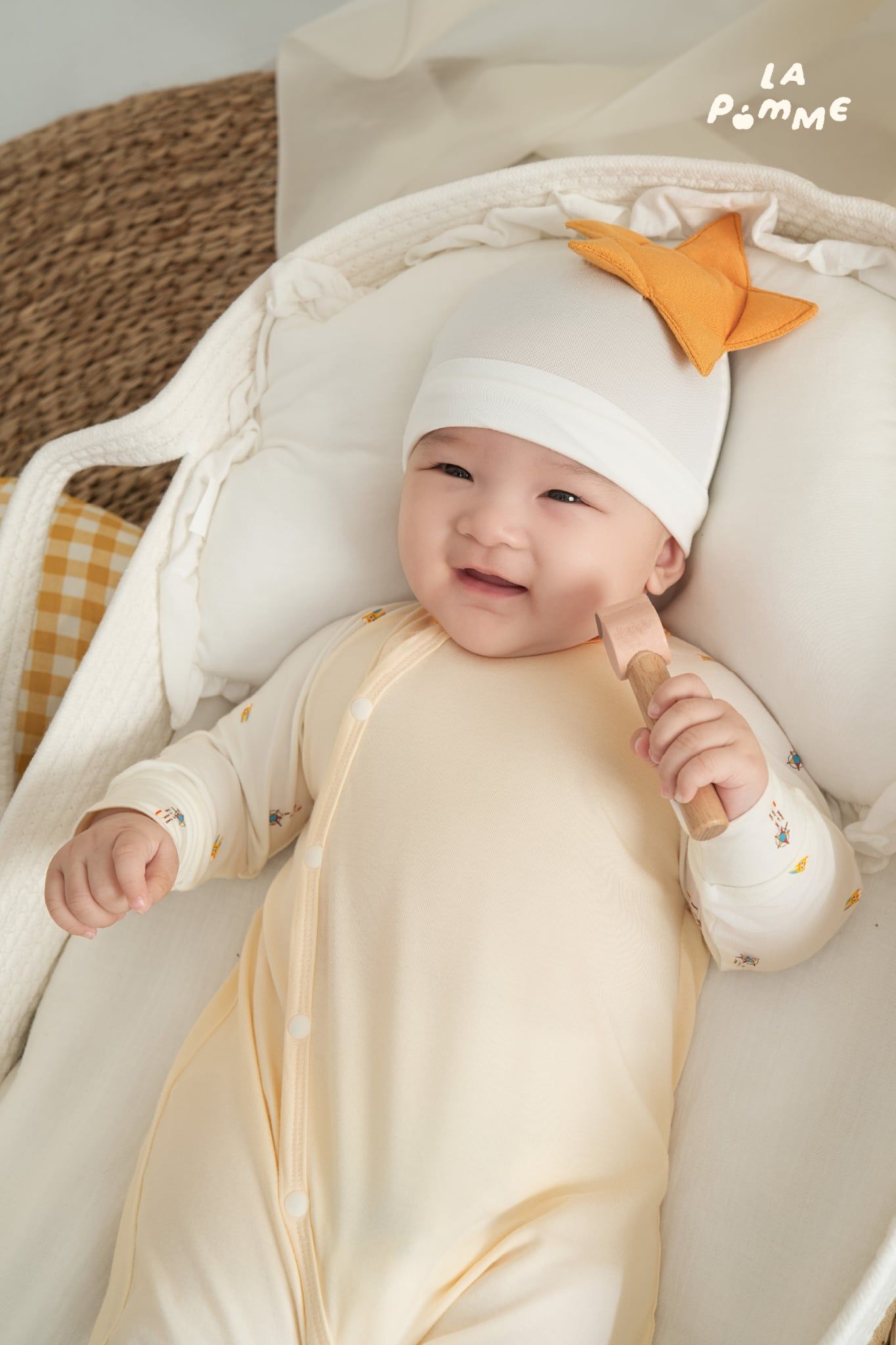  Body dài tay La Pomme vui rước đèn ông sao 