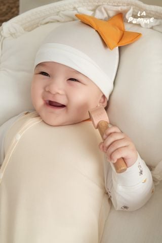  Body dài tay La Pomme vui rước đèn ông sao 
