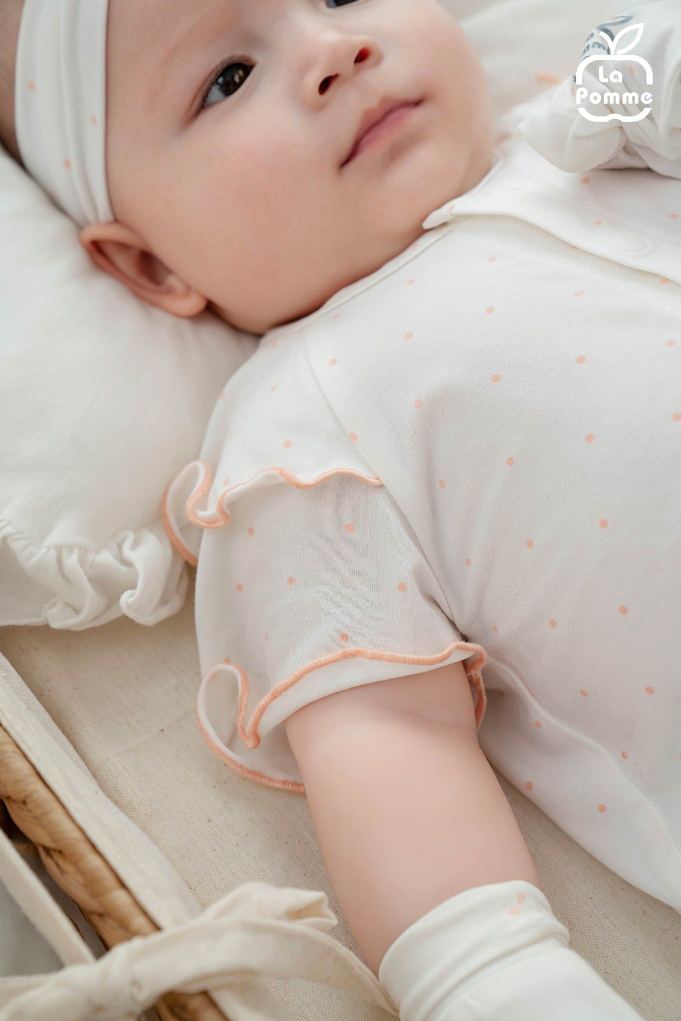  Body chip cộc La Pomme chấm bi hoa điệu đà 