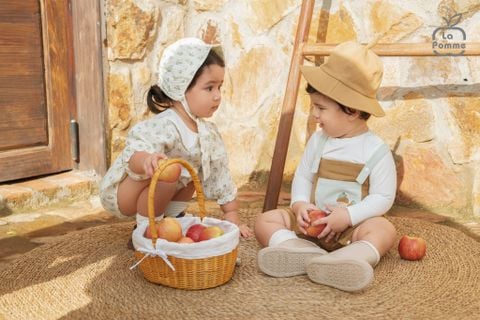  Set bộ yếm rời kèm áo dài tay La Pomme vườn nhỏ của bé 