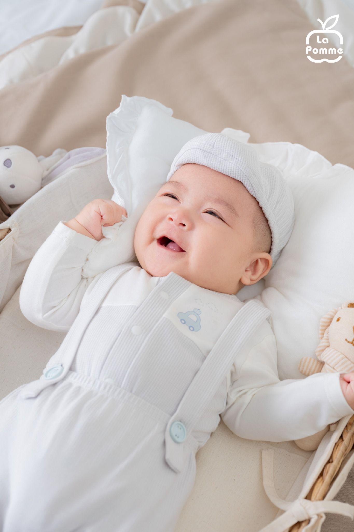  Set yếm và áo La Pomme bé vui khám phá 