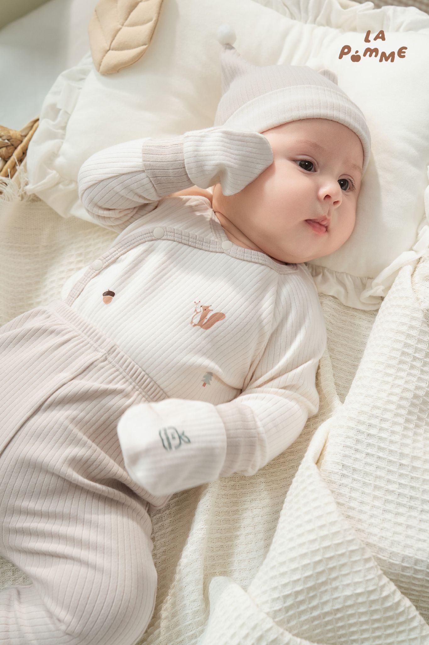  Set bao tay bao chân La Pomme chú sóc và quả sồi 