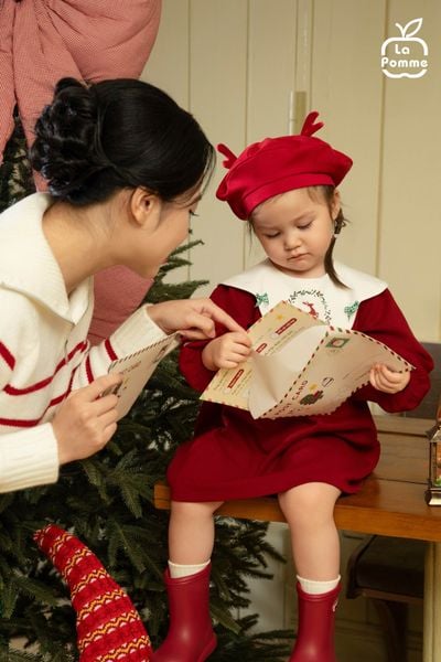  Đầm dài tay La Pomme lễ hội diệu kì 