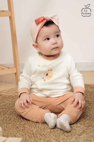  Áo gile La Pomme cúc lệch mùa ấm ghé thăm 