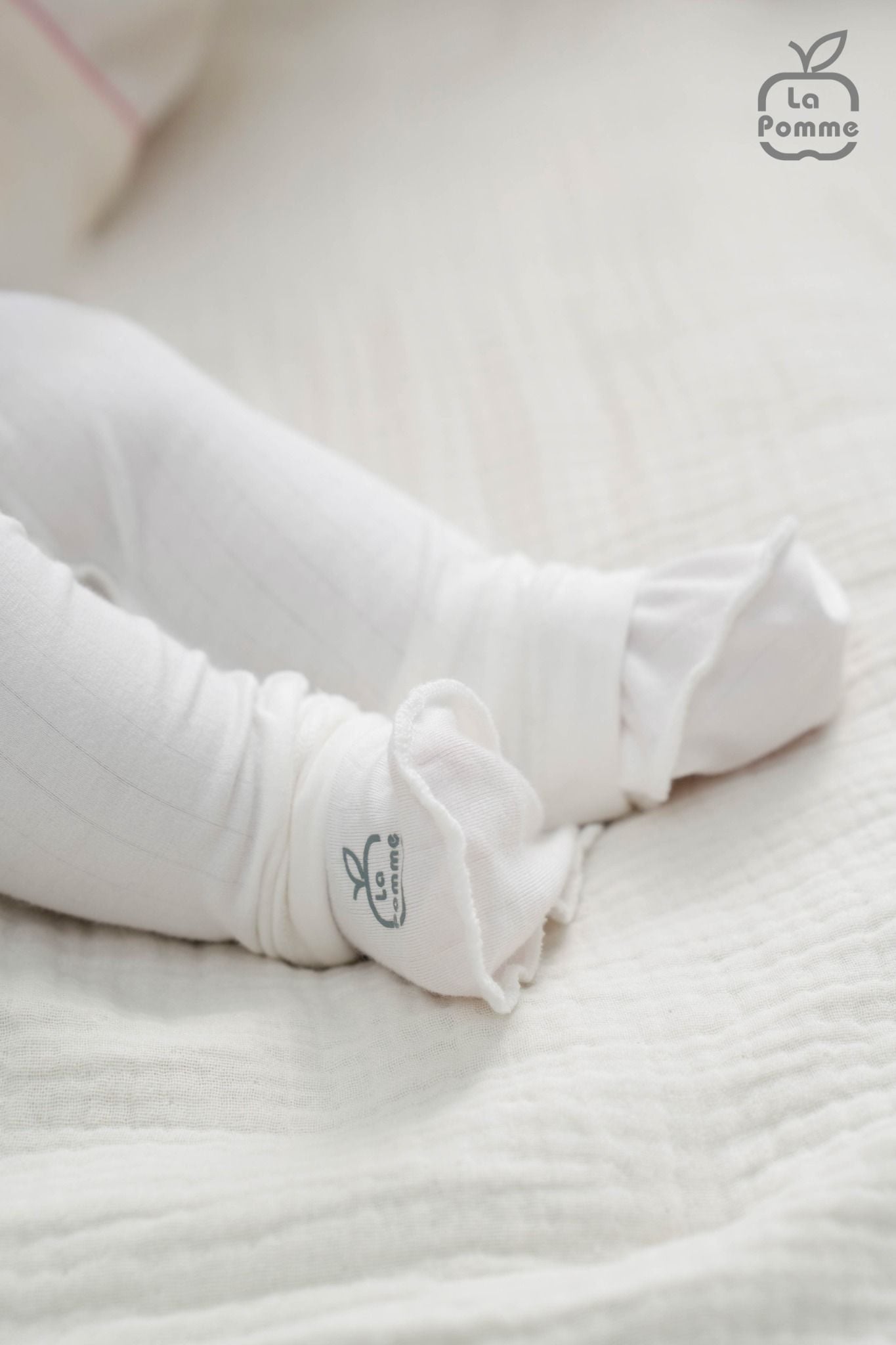  Bao tay bao chân La Pomme đường may lật êm ái 