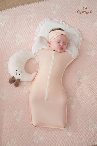  Nhộng chũn sơ sinh La Pomme nhành hoa điệu đà 
