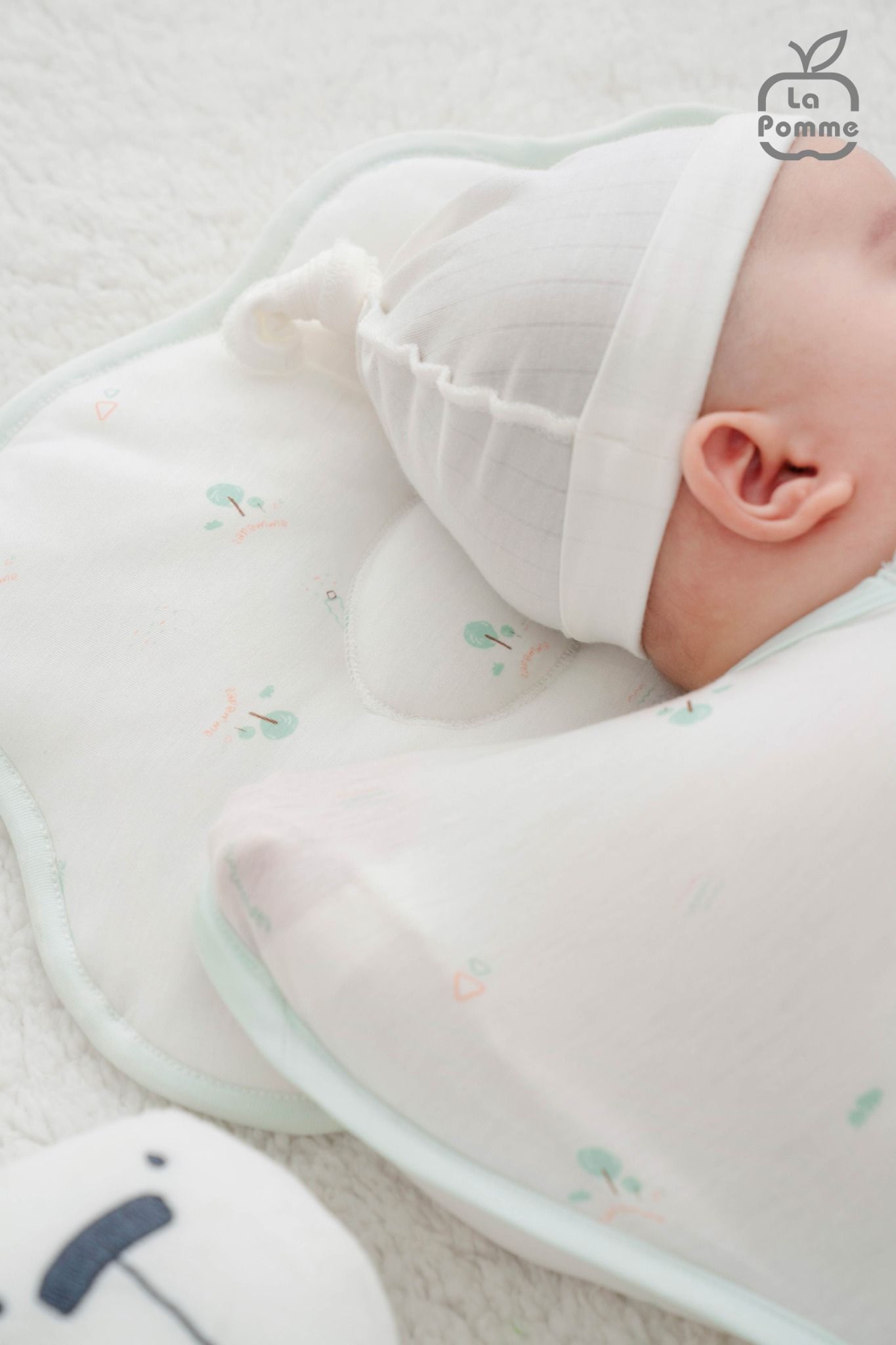  Gối sơ sinh La Pomme vườn ươm hạnh phúc 