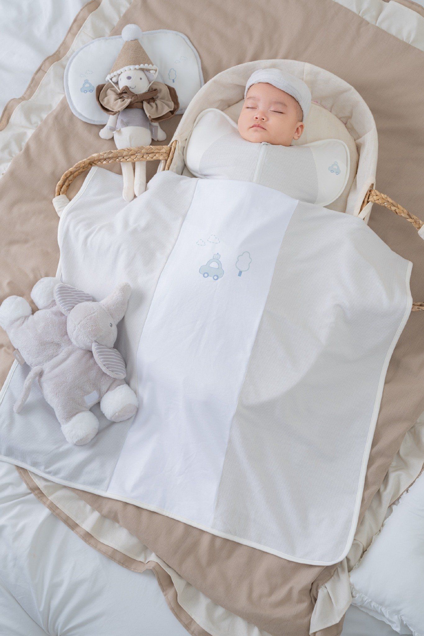  Chăn đa năng giữ ấm La Pomme đô thị vui nhộn 