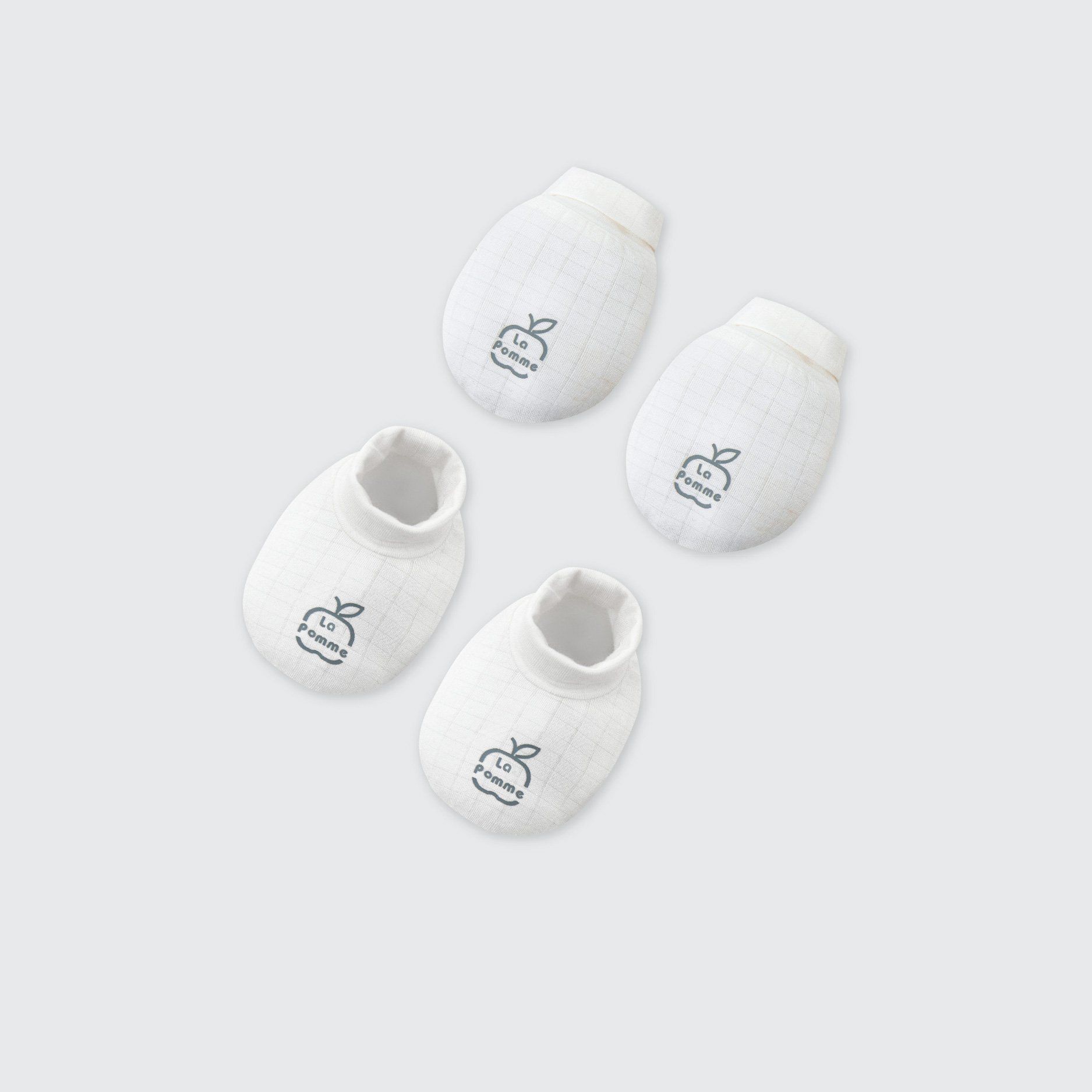  Set bao tay bao chân La Pomme truy tìm hạt dẻ 