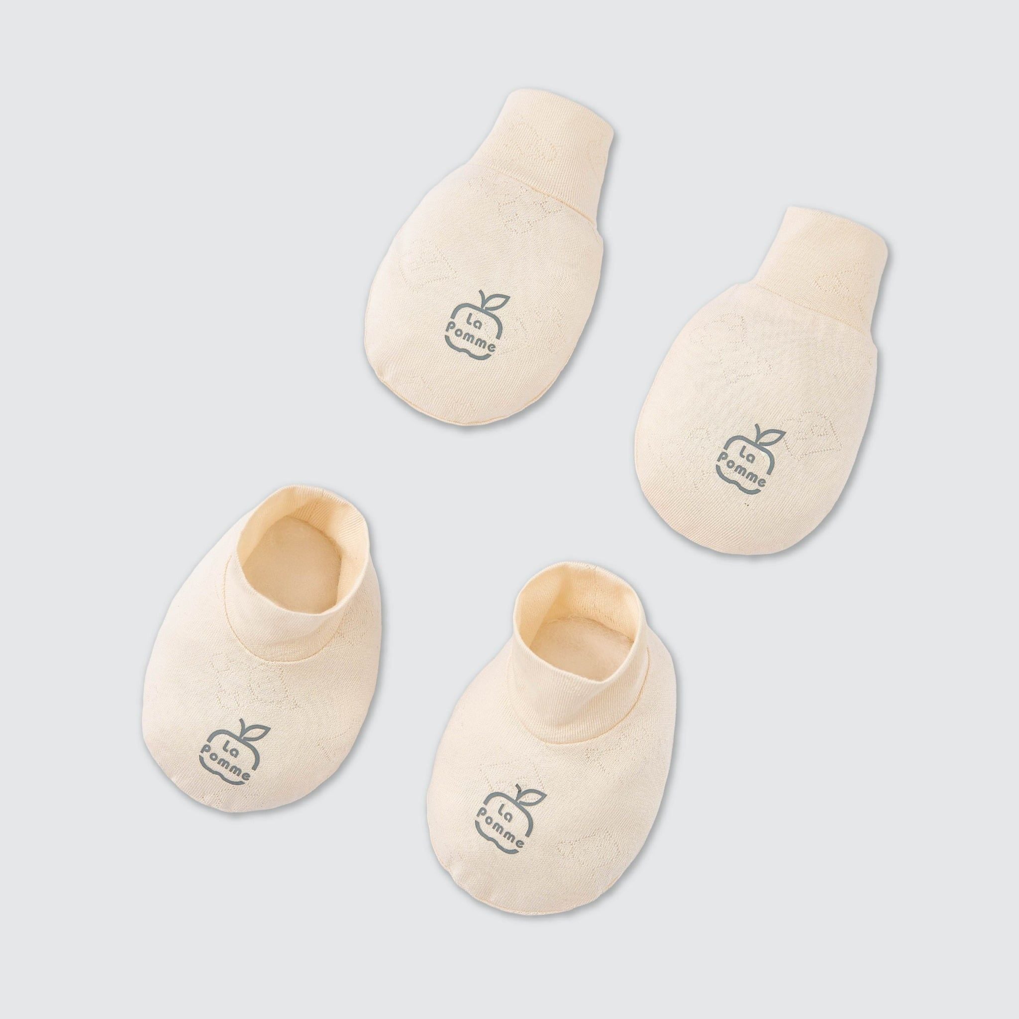  Set bao tay bao chân La Pomme gấu nhỏ dễ thương 