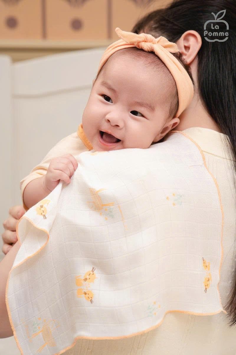  K001 Set 5 Khăn sữa sợi tre lụa La Pomme phối màu (30x30cm) - Yêu con trọn 4 mùa 
