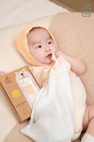  K001 Set 5 Khăn sữa sợi tre lụa La Pomme phối màu (30x30cm) - Yêu con trọn 4 mùa 
