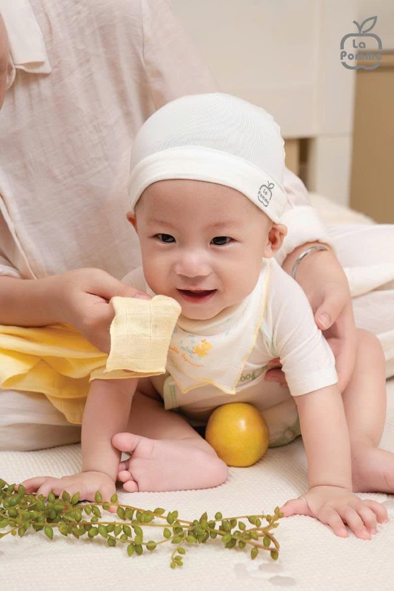  K001 Set 5 Khăn sữa sợi tre lụa La Pomme phối màu (30x30cm) - Yêu con trọn 4 mùa 