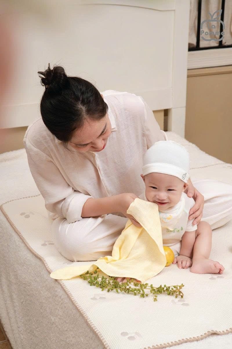  K001 Set 5 Khăn sữa sợi tre lụa La Pomme phối màu (30x30cm) - Yêu con trọn 4 mùa 