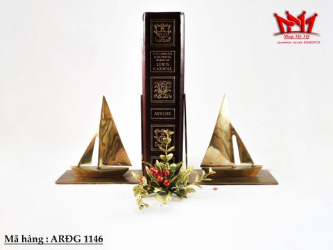 THUẬN BUỒM XUÔI GIÓ – CẶP CHẶN SÁCH ĐỒNG HÌNH THUYỀN BUỒM HIỆN ĐẠI (ARĐG 1146) 