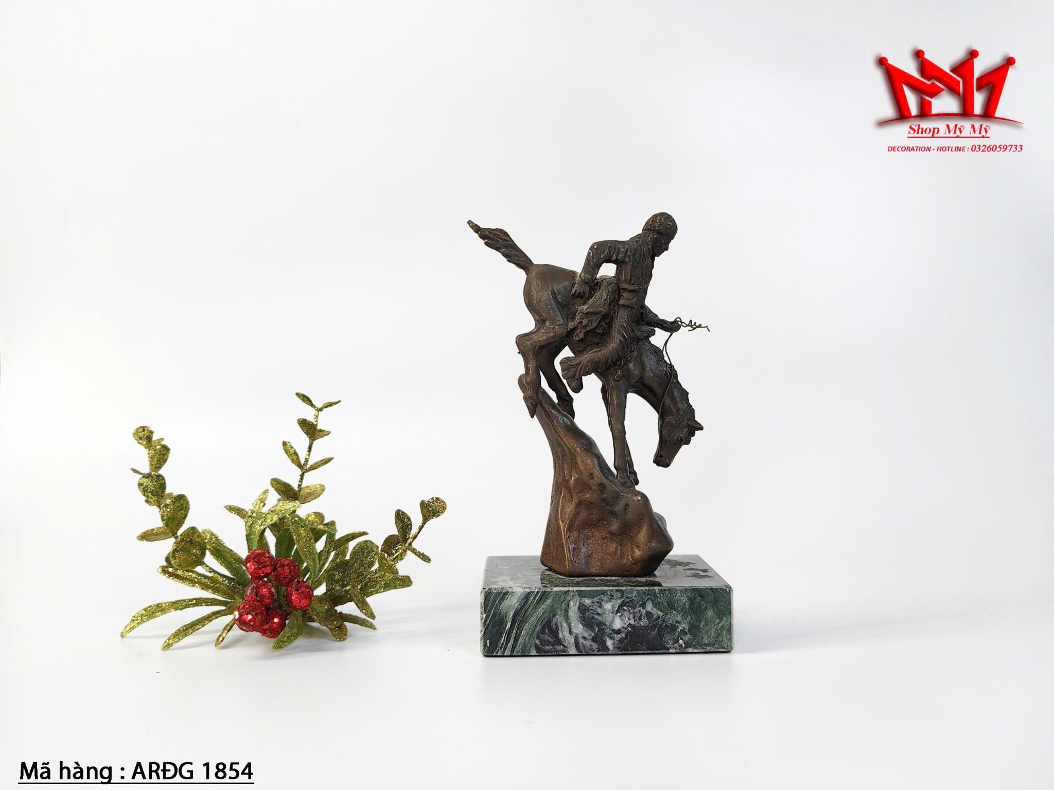 Tượng đồng cưỡi ngựa thu nhỏ cổ điển của người da đỏ bằng đá cẩm thạch