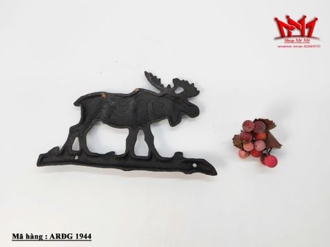  Móc treo tường hình con nai (Moose), được làm bằng chất liệu sắt đúc mang phong cách mộc mạc (rustic). 