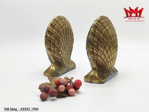  Cặp chặn sách hình vỏ xò bằng đồng 