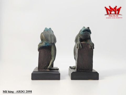  Chặn sách hình con ếch làm bằng đồng 