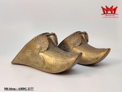  GIÀY ĐỒNG CỔ ĐIỂN TÂY BAN NHA – KIỆT TÁC DECOR ĐẲNG CẤP HOÀNG GIA 
