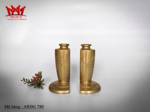  CHẶN SÁCH BÌNH HOA ĐỒNG – NÉT THANH TAO CHO GÓC NHỎ TRÍ THỨC 