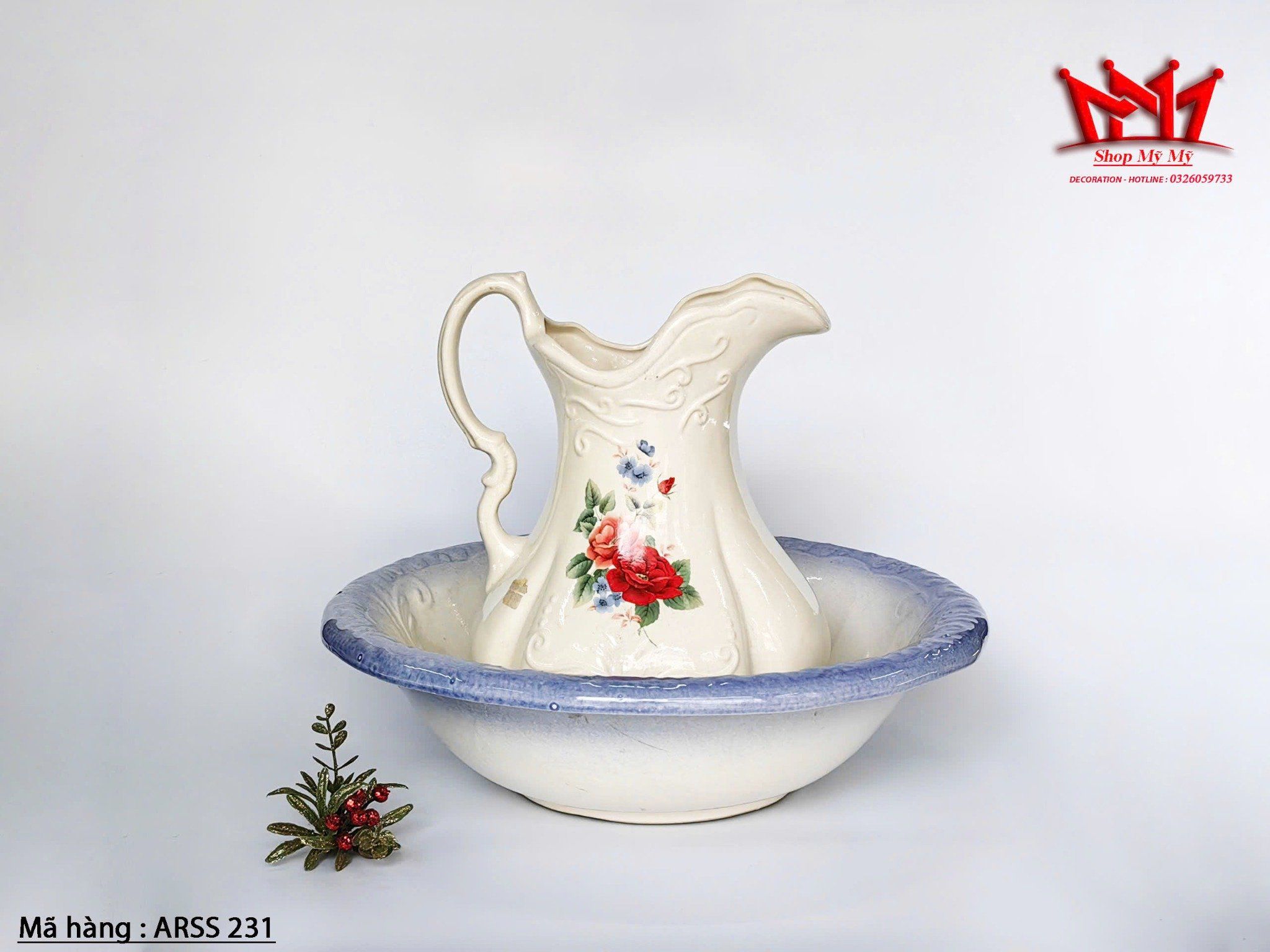 Bộ chậu nước xưa bằng gốm sứ cổ điển của Anh.