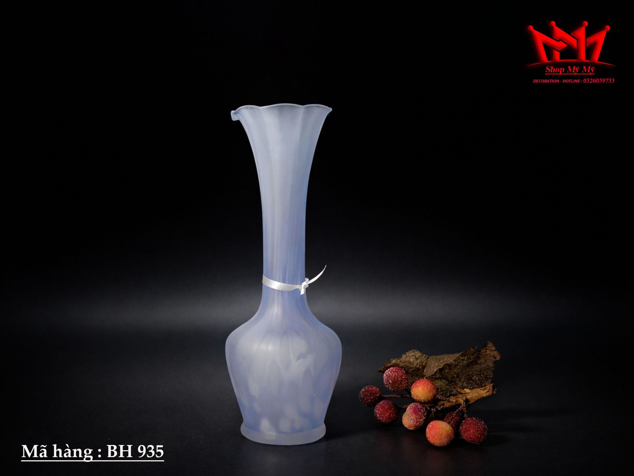 BÌNH HOA THỦY TINH XANH MỜ - NÉT ĐẸP NHẸ NHÀNG, TINH TẾ (BH 935)