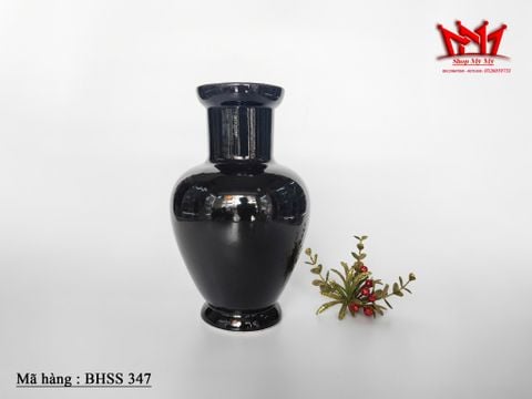  Lọ hoa bằng gốm sứ của Nhật hình chim công 