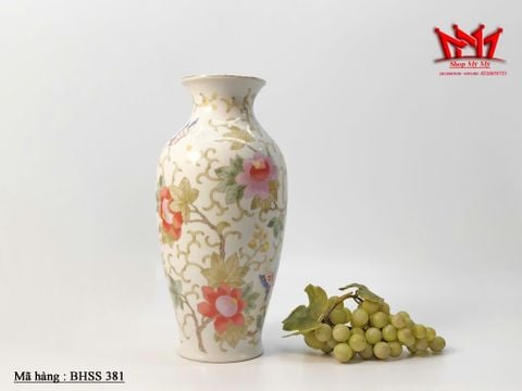  Bình hoa sứ cổ lọ hình hoa với nền trắng màu hoa nổi bật 