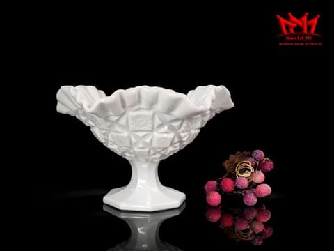  Chân Bồng Thủy Tinh Sữa (Milk Glass) Mỹ  – Nét Thanh Tao Cổ Điển 