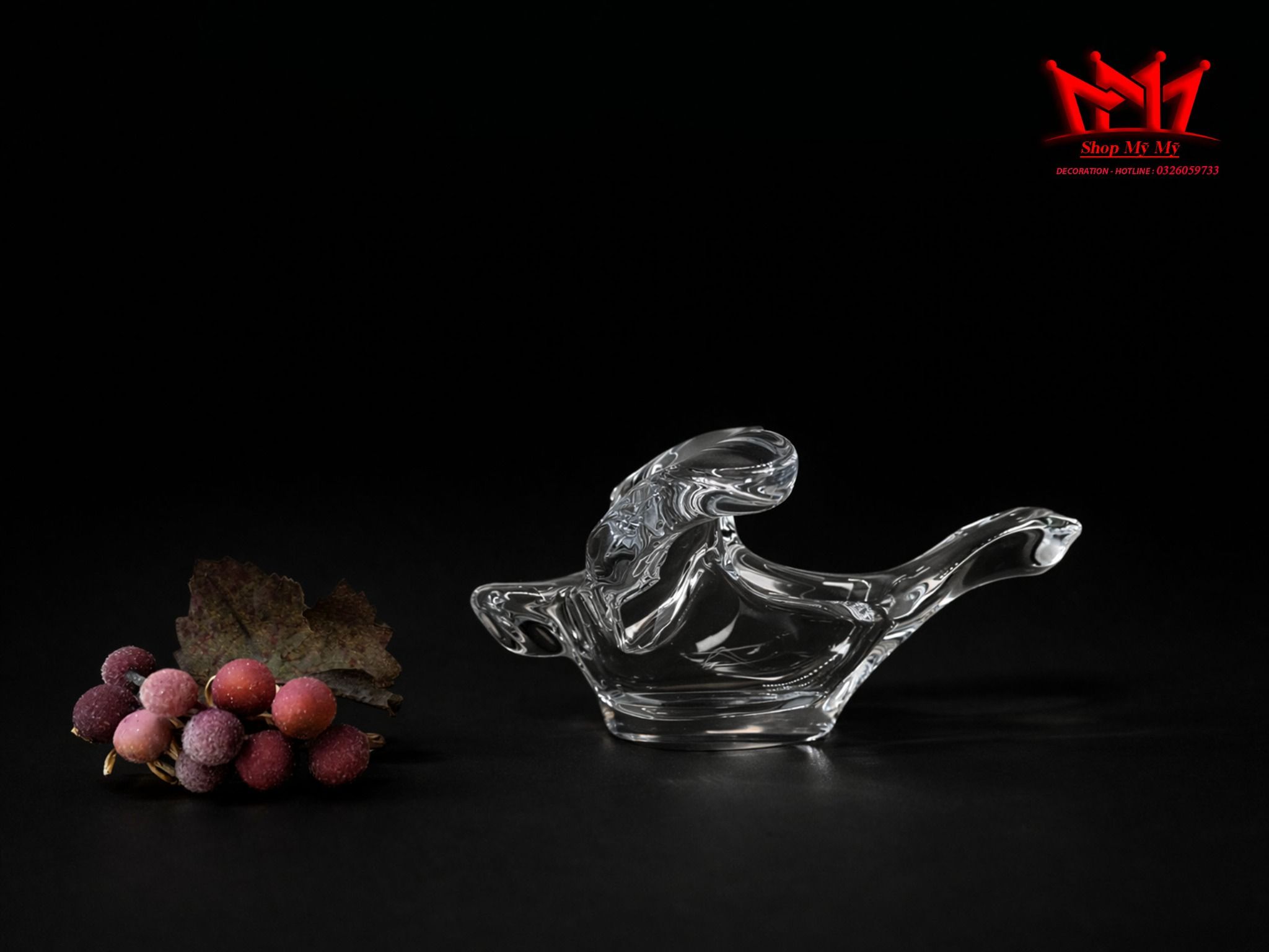 Đĩa thủy tinh nghệ thuật/ Art trang trí hình chim bồ câu thổi thủ công.