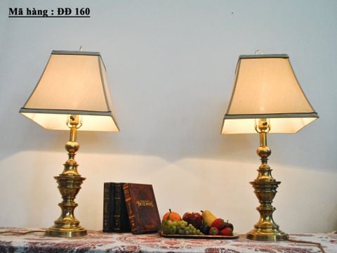  Cặp Đèn chụp vải chất liệu đồng 