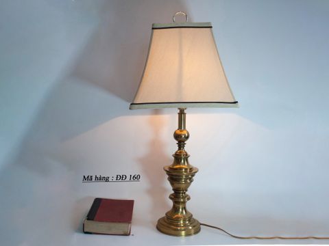  Cặp Đèn chụp vải chất liệu đồng 