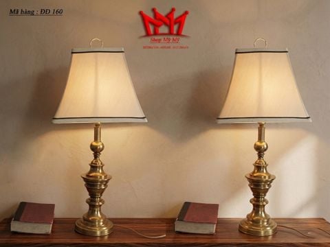  Cặp Đèn chụp vải chất liệu đồng 
