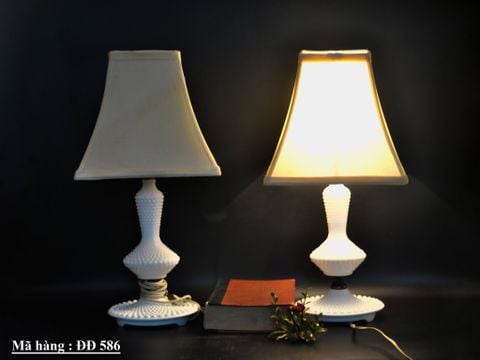  Cặp đèn ngủ Fenton của Mỹ 