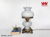 Đèn HURICAN cổ điển với 2 bóng trên dưới hình hoa vẽ tay.