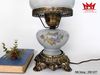 Đèn HURICAN cổ điển với 2 bóng trên dưới hình hoa vẽ tay.