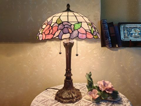 Đèn Bàn Tiffany Kính Màu ĐĐ 661 