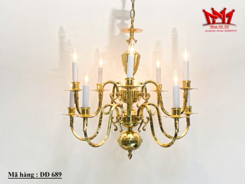  Đèn thả trần 10 nhánh bằng đồng vàng sáng. 