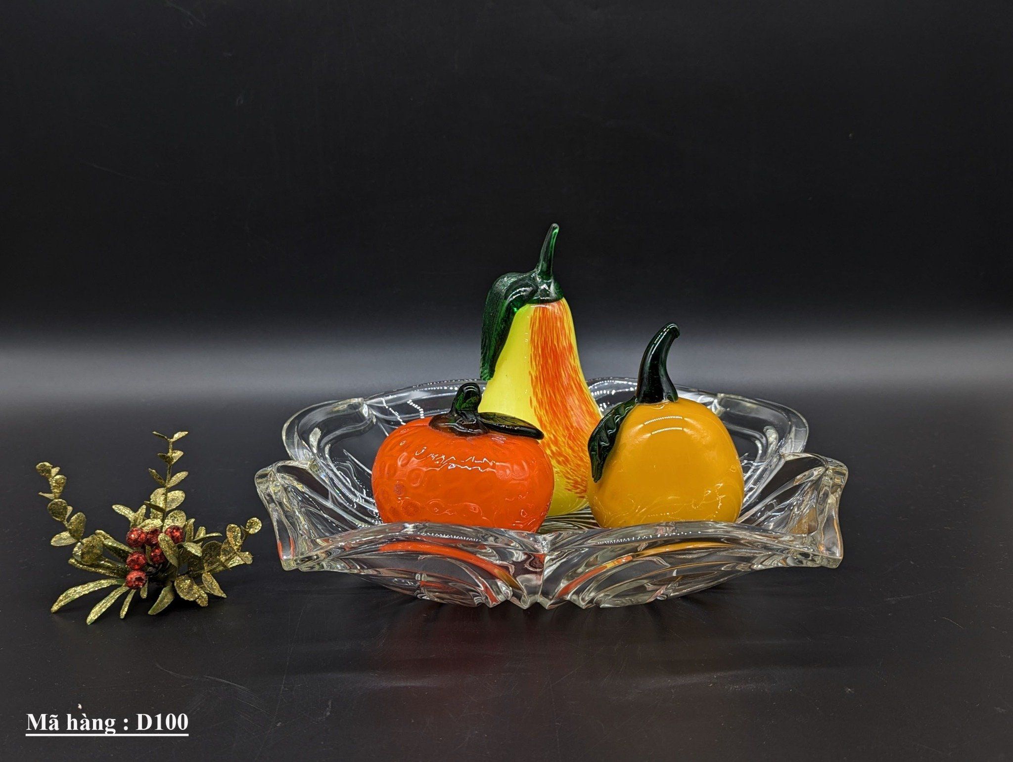 ĐĨA PHA LÊ TRONG SUỐT THIẾT KẾ THANH LỊCH HÌNH BÔNG HOA CỦA MIKASA